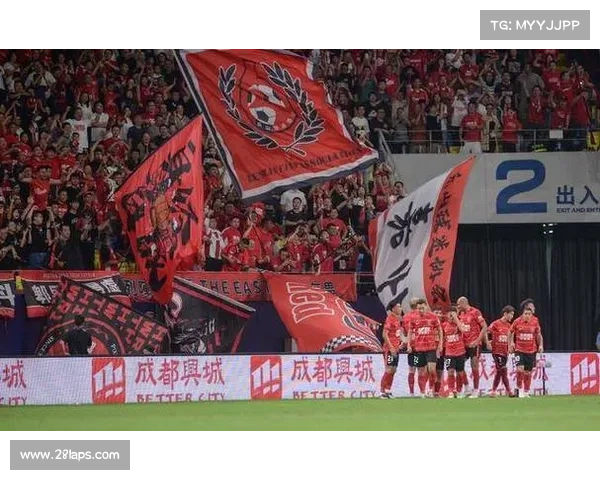 蓉城俄罗斯中卫索罗金防空出色 但防线整体移动速度存在隐患